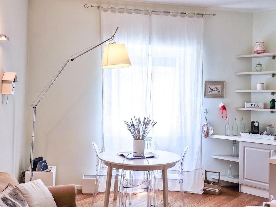 Appartamento Charme On The River - City Center Verona Esterno foto